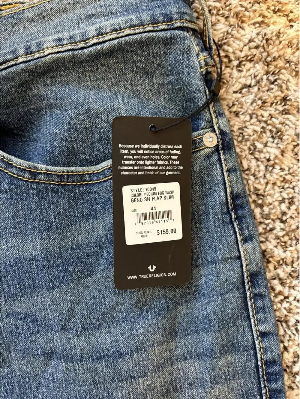 True Religion Men’s Geno Relaxed Slim SN Flap Medium Blue Jeans Size 44x32 NEW